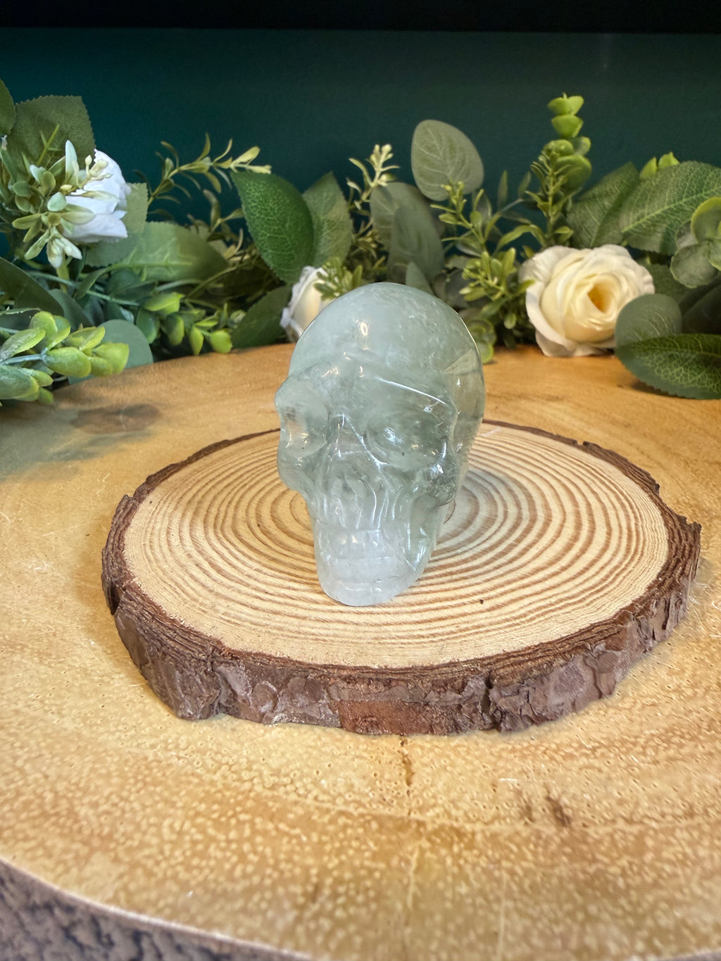 Green Quartz Skull – 111g