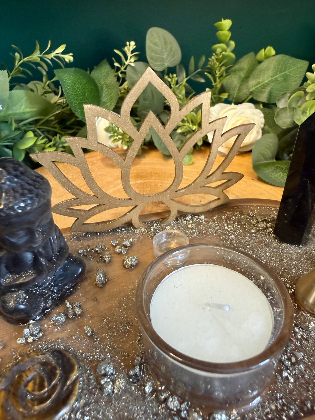Protection & Abundance Crystal Altar Plate